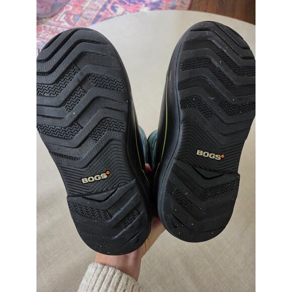 Bogs Kids Classic II Mountain Geo 3 Season Boots - Picture 6 of 9